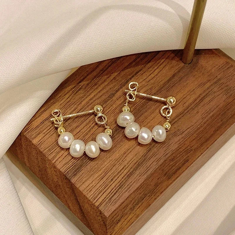 Unique Design Irregular Freshwater Pearl Hoop Earrings for Women Baroque Pearls Beads Circle Statement Earring Brincos